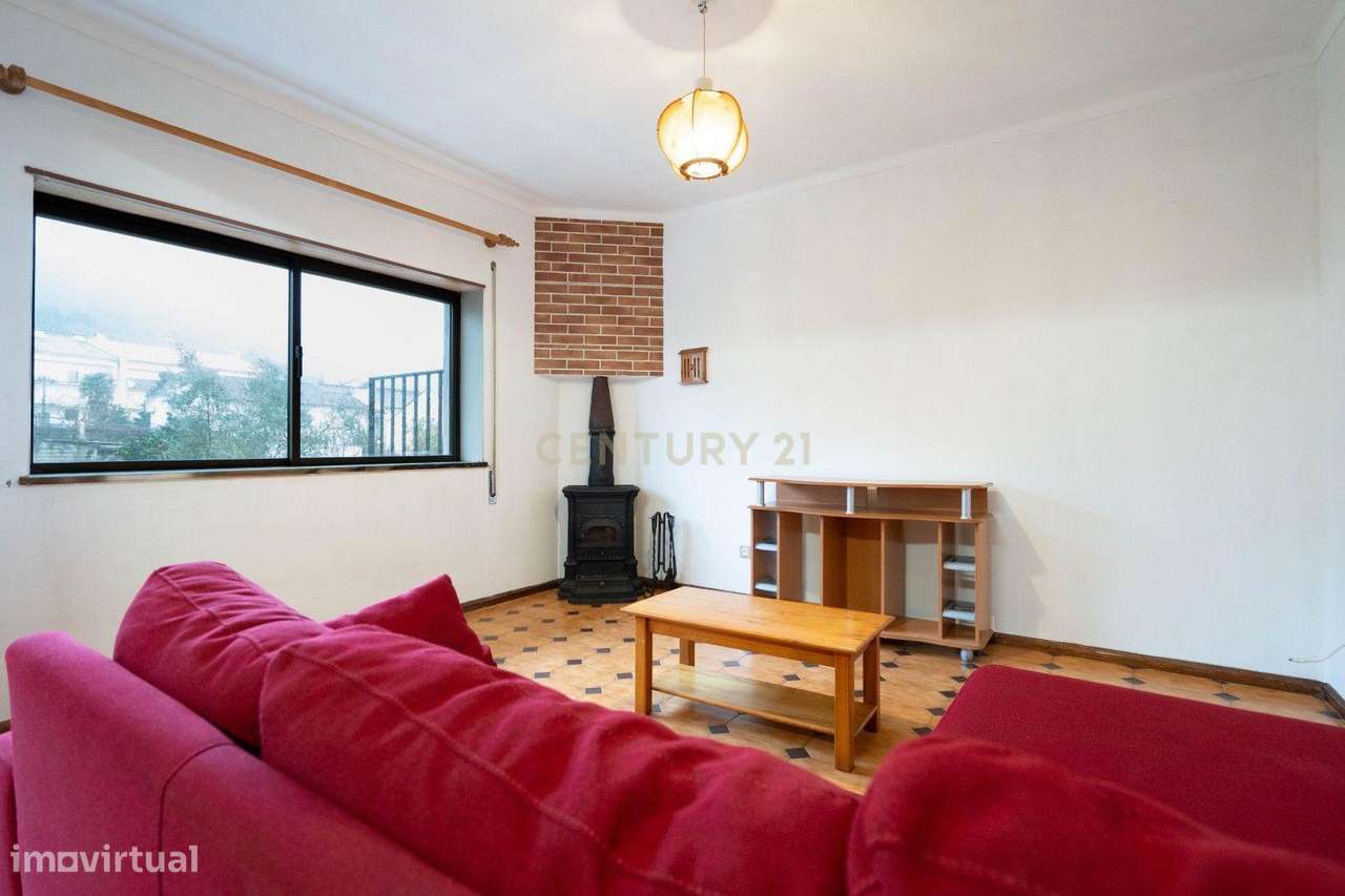 Apartamento T3 localizado a 350 metros do Continente da Lousã. - Grande imagem: 3/33