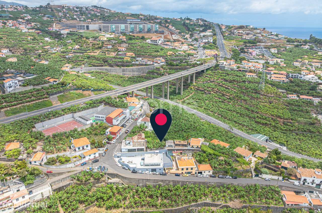 Moradia T2+1 com enorme potencial-11