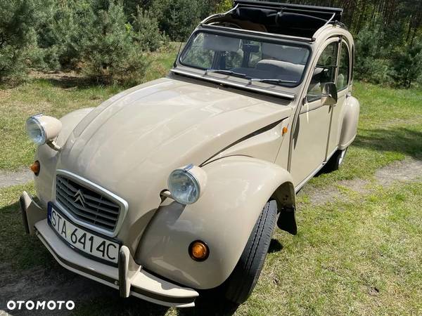 Citroën 2 CV 6 Club - 1