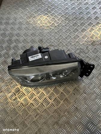 REFLEKTOR PRAWY LED IVECO STRAILS WI-WAY ORYGINAŁ IVECO OE 5801745446 - 4