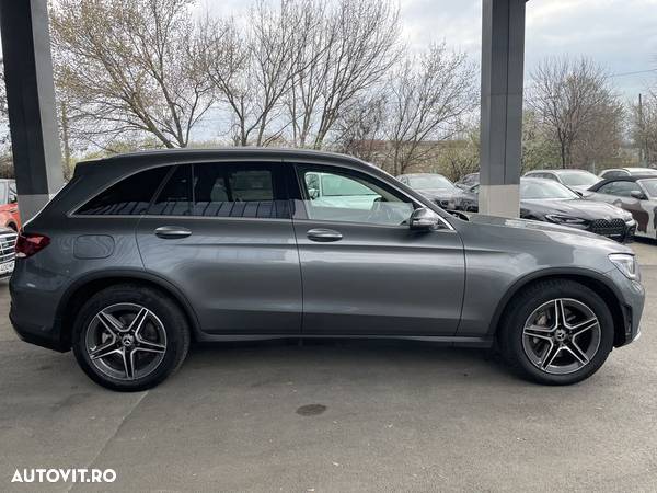 Mercedes-Benz GLC 300 d 4Matic 9G-TRONIC AMG Line - 4