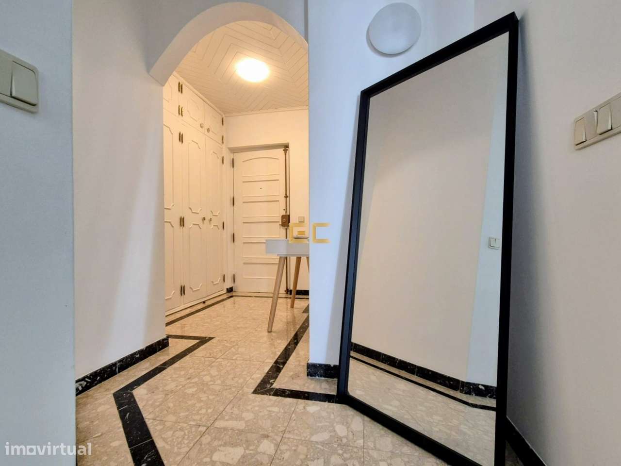 Apartamento T0, para venda em Buarcos- Figueira da Foz!-4