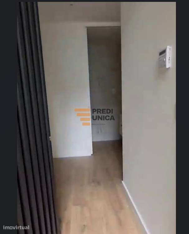 Moradia T3+1  Arquitetura Moderna Oferta ato escritura-16