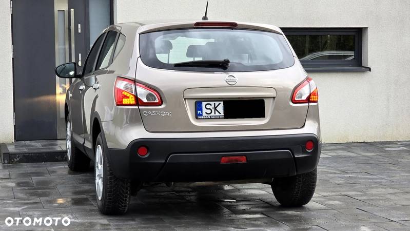 Nissan Qashqai - 11