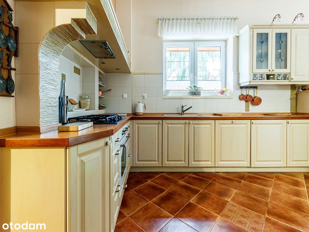 Piękny dom z garażem w okolicy Zalewu Zegrzyńskiego-9