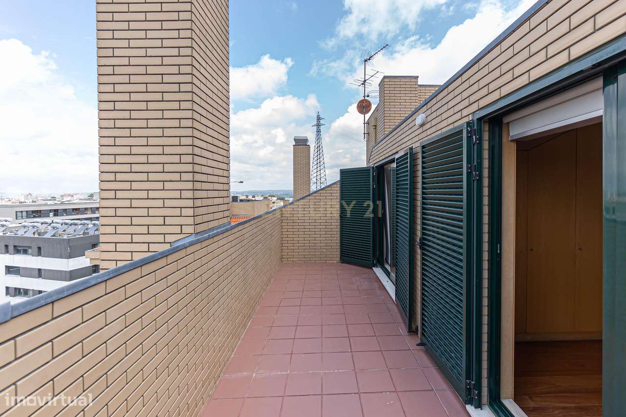 T3 Duplex junto ao Hospital de São João-21