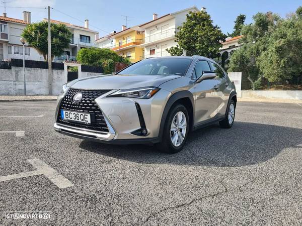 Lexus UX 250h Executive+ - 1