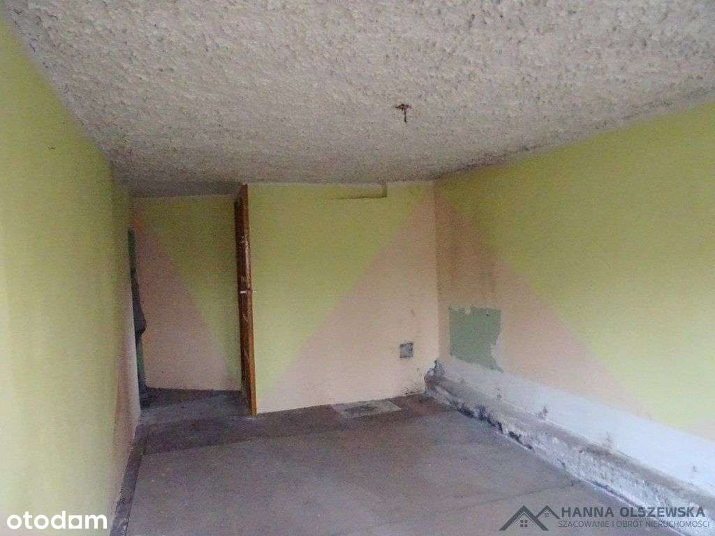 Dwa domy z dużą działką.-19