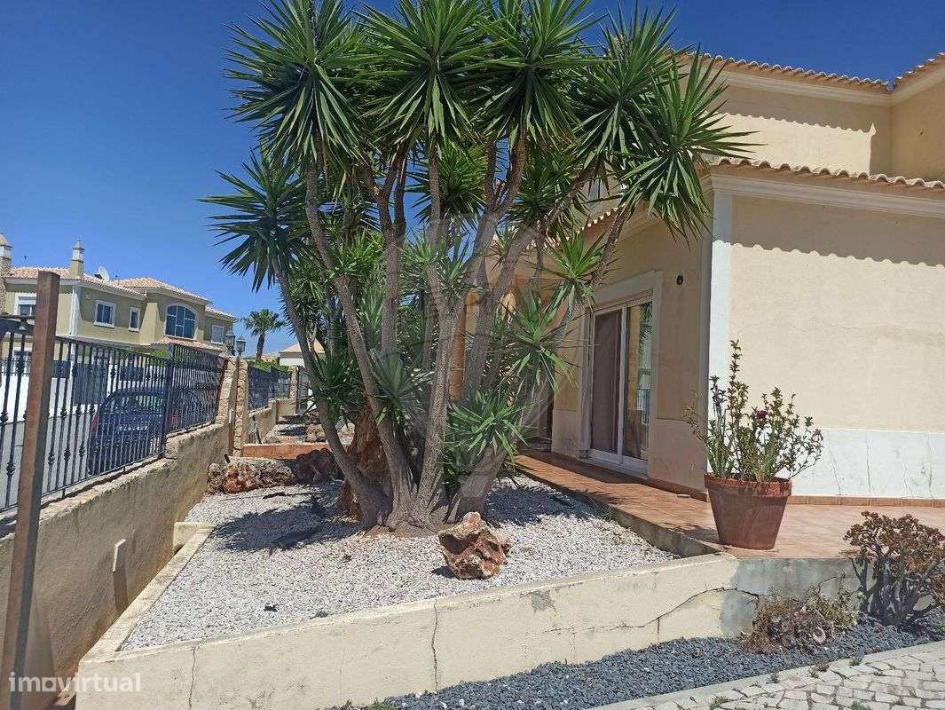 Moradia T5 para venda - Grande imagem: 4/50