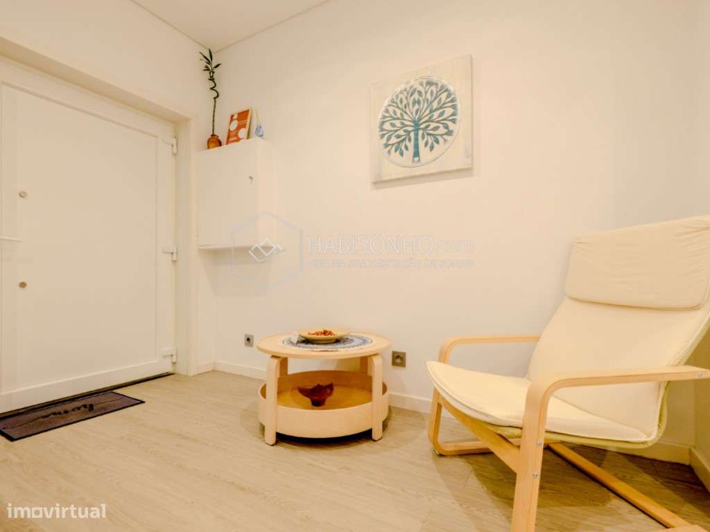 Andar Moradia T2 | 1ª Linha do Mar | Lavra - Grande imagem: 5/23