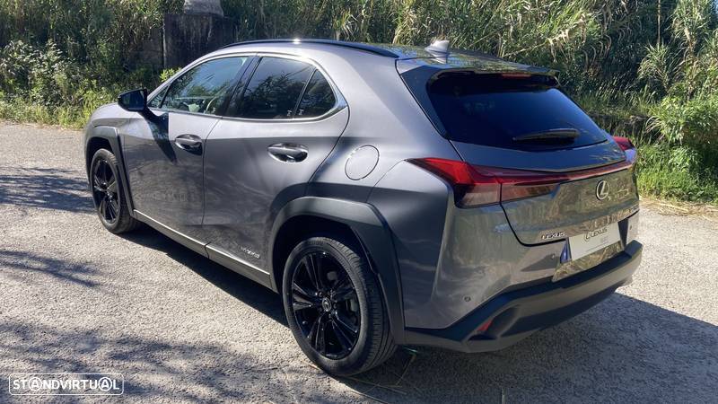 Lexus UX 250h Special Edition (LCA) - 3