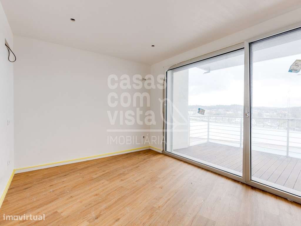 Apartamento T3 Duplex em Condomínio Privado - Pombal-5