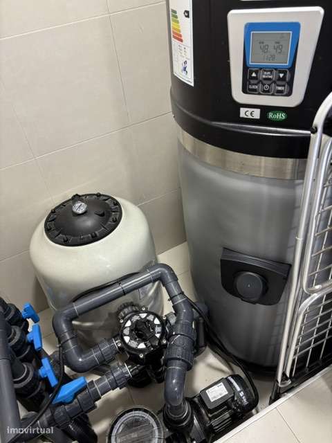 Moradia T4+1 com Piscina – Excelente oportunidade-27