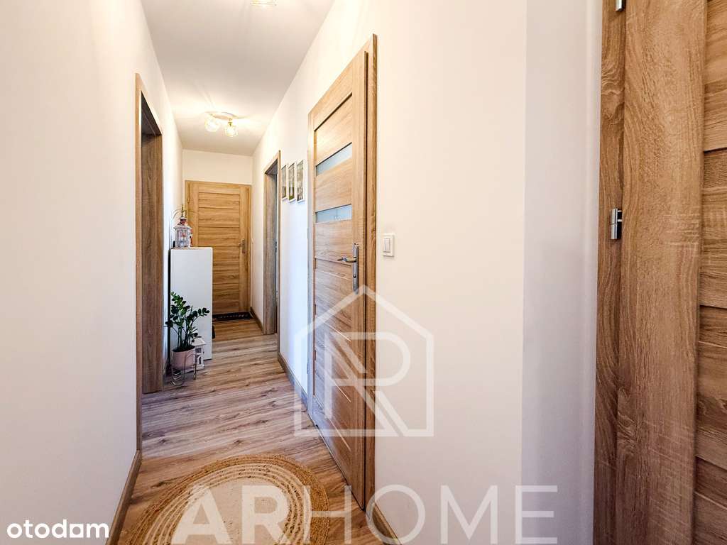 Dom wolnostojący z 2023 roku z piękną działką!-6