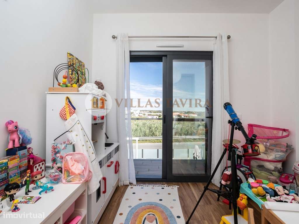 Moradia T3- Terraços- Garagem- Cave-46