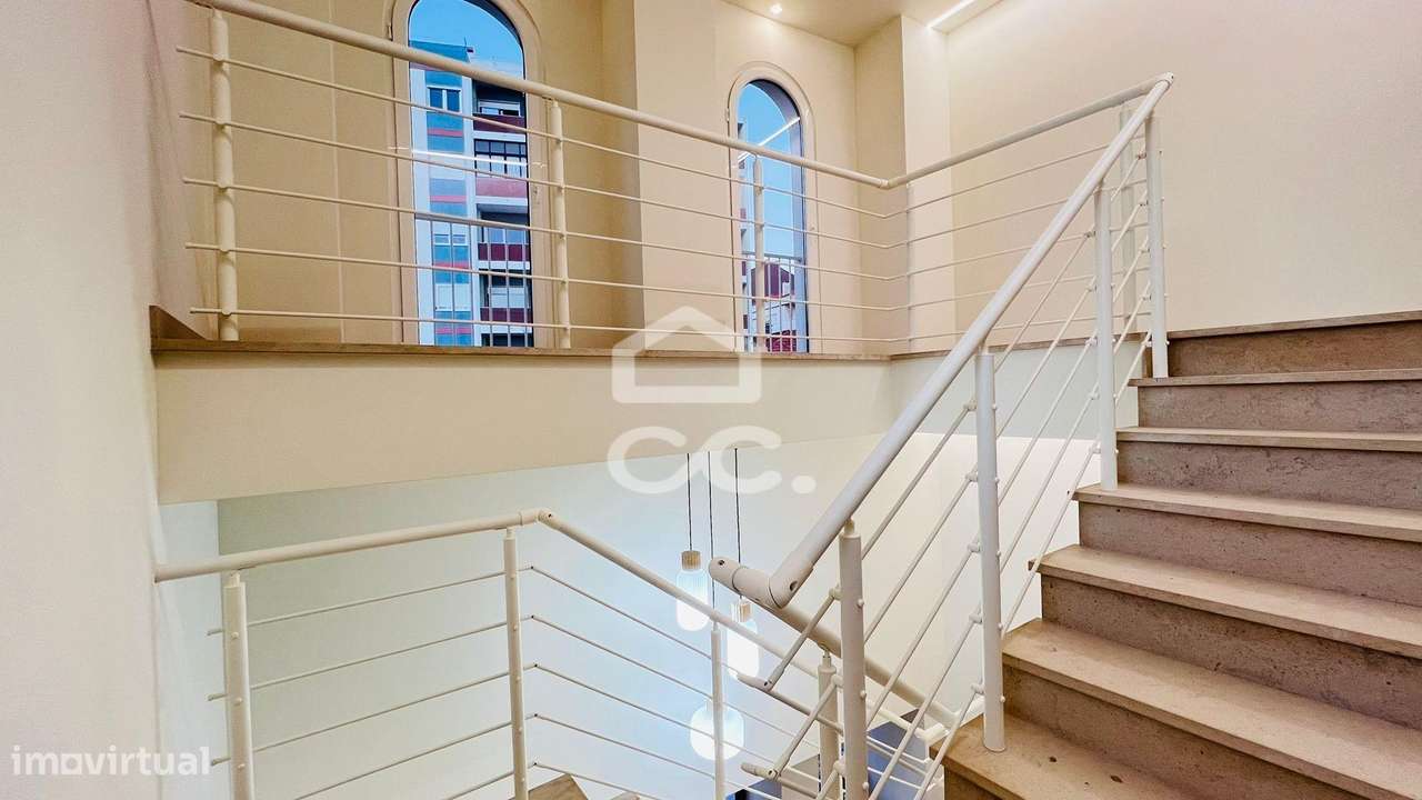 Apartamento T3 de Design Exclusivo no Coração da Baixa de Setúbal-30