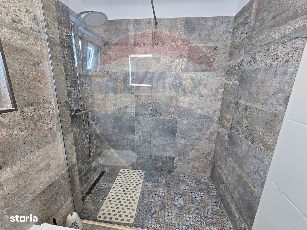 Studio de vanzare in cartierul DaVinci-6