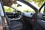 Peugeot 3008 1.6 THP Style - 9