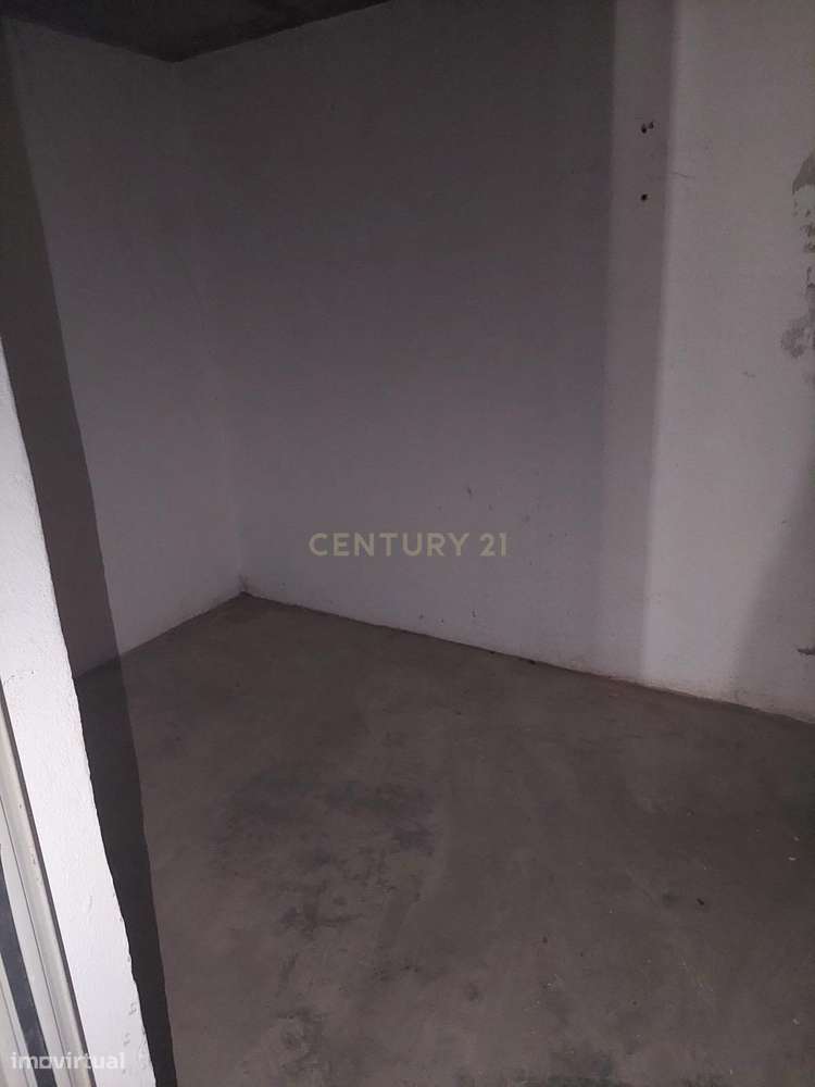 NÃO PERCA ESTA GRANDE OPORTUNIDADE!   IMÓVEL ÚNICO COM CINCO ARRECADAÇ - Grande imagem: 3/6