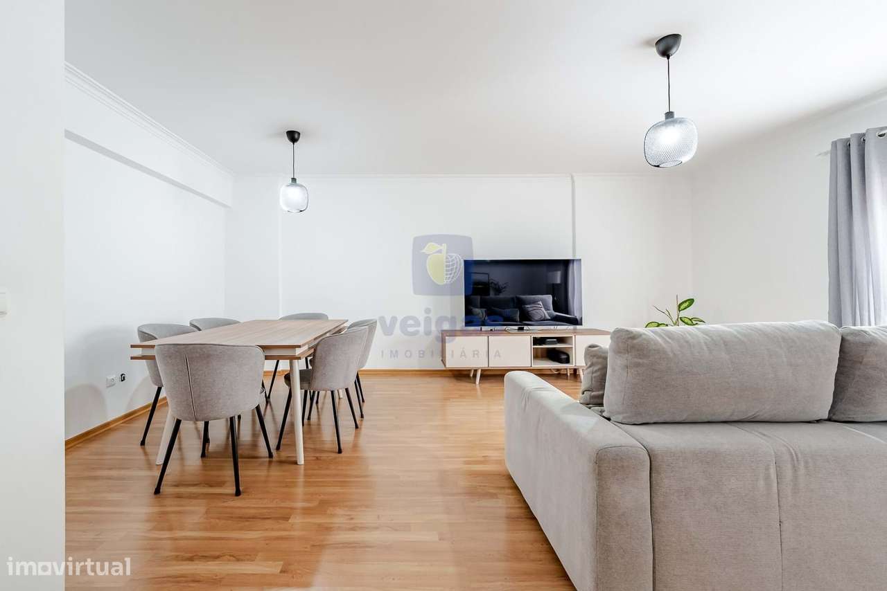 Apartamento T3 c/ garagem - Grande imagem: 2/27