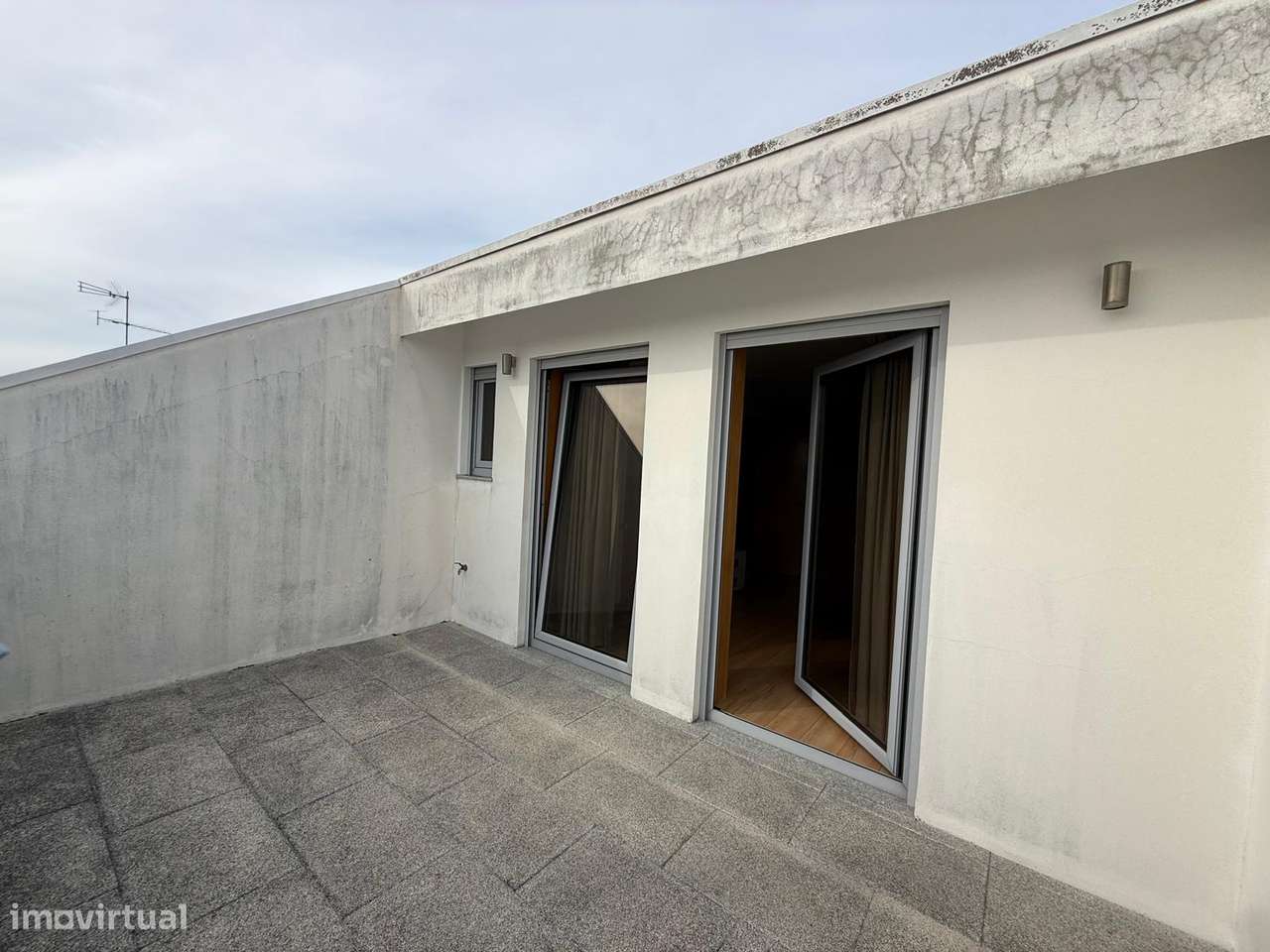 Moradia T5 de excelência no centro de Ovar |-37