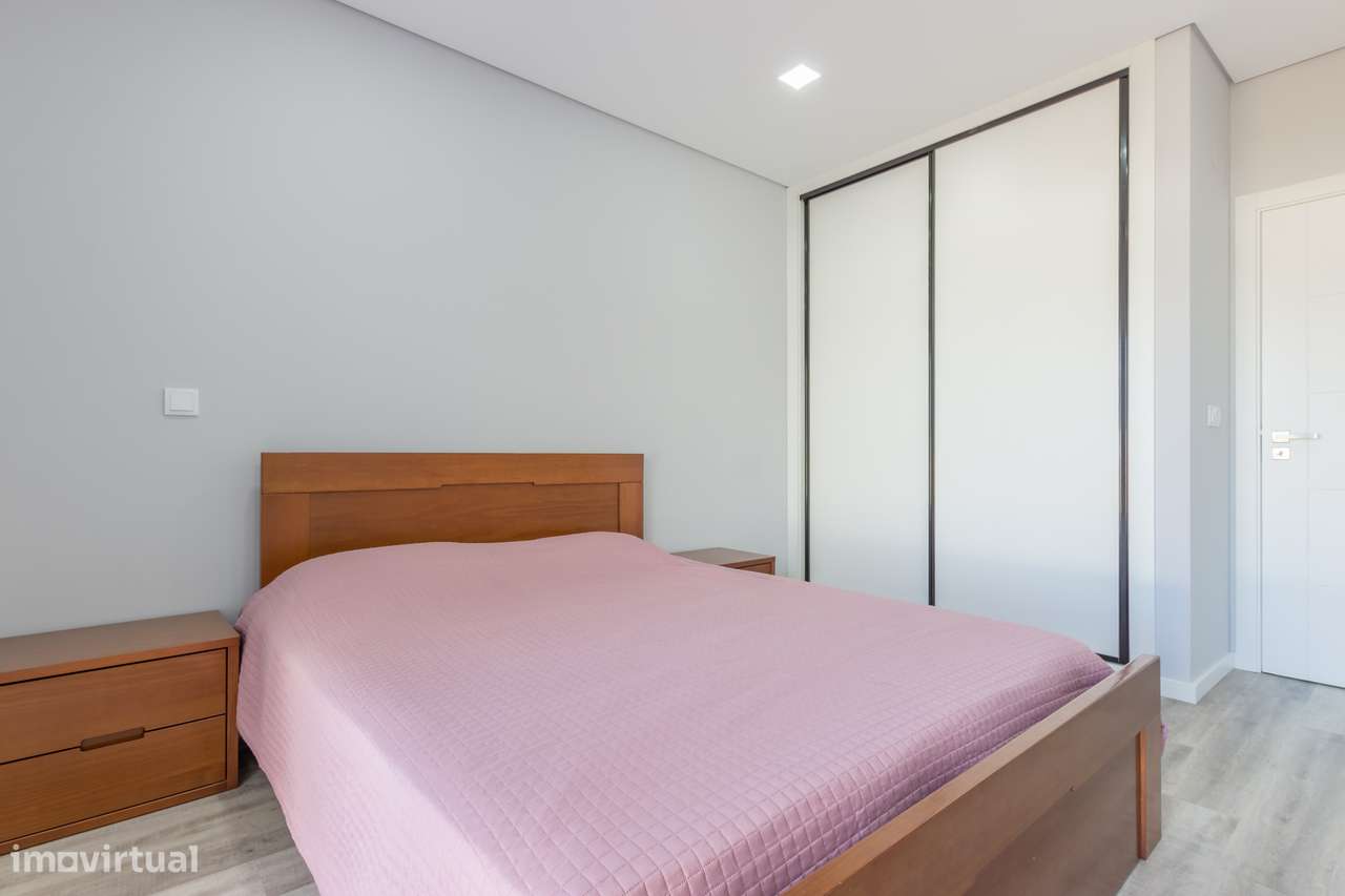 Vila Alegre / Fernão Ferro - Luxuosa moradia térrea T3 lote de 2775 m²-10