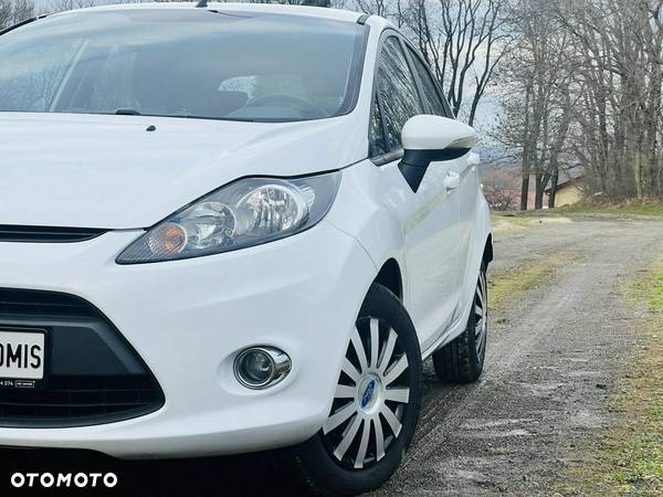 Ford Fiesta - 4