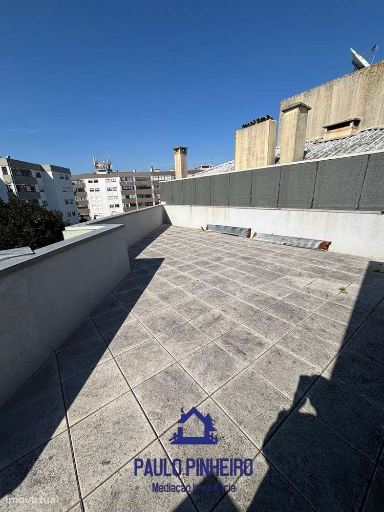 Arrenda se escritório Matosinhos - Grande imagem: 2/18