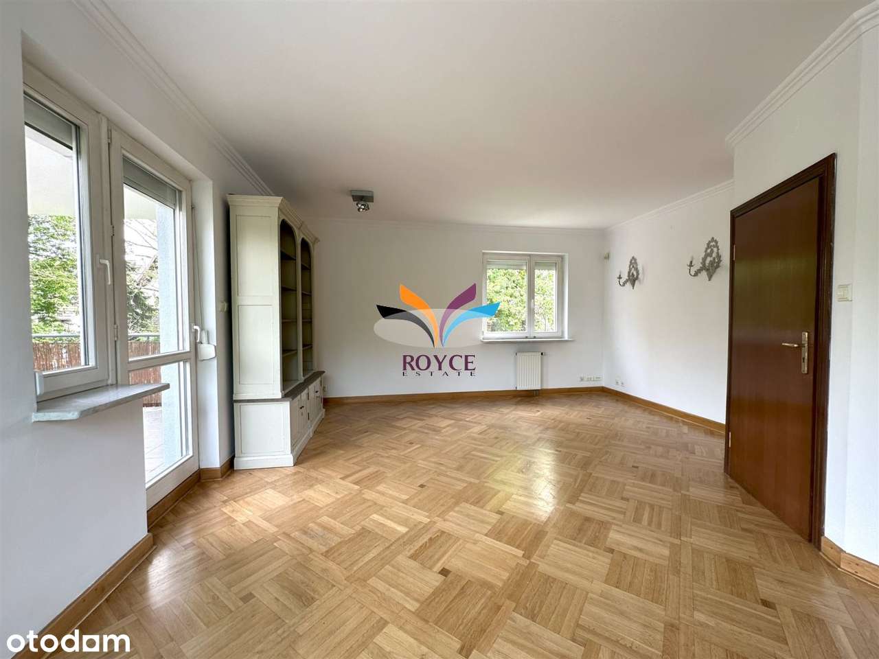 Mokotów ul. Śródziemnomorska 120 m2 garaż komórka-0