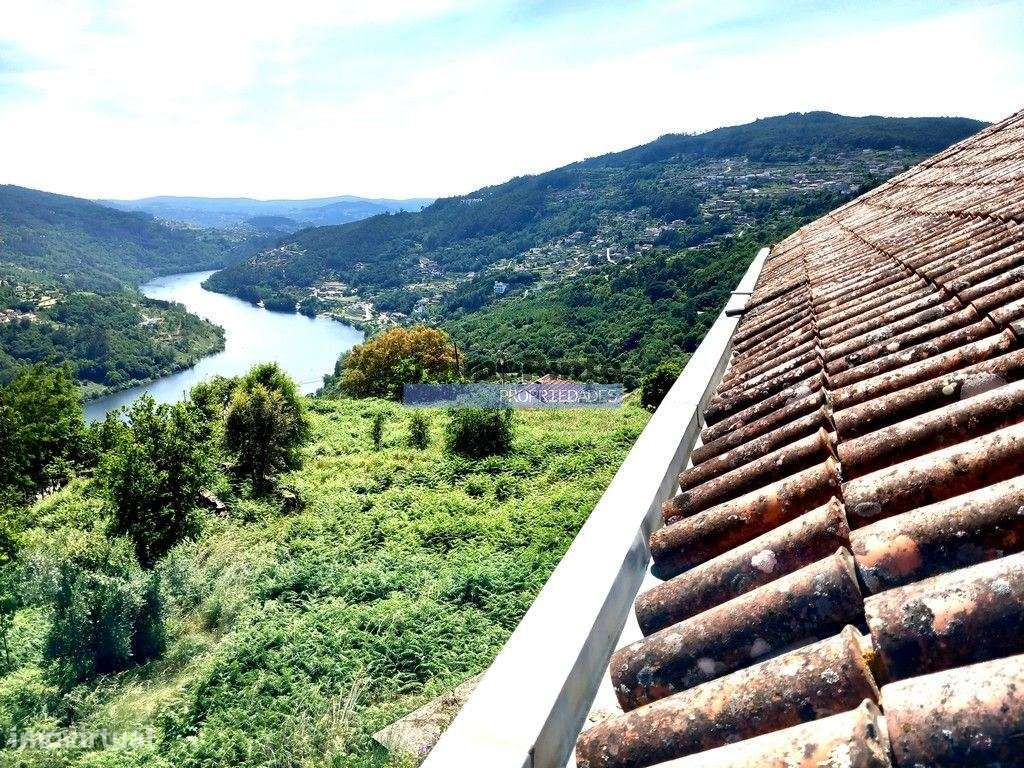 Casas antigas (1+1+1) com vista fantástica rio Douro. Portugal, Por... - Grande imagem: 3/7