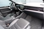 Volkswagen Touareg 3.0TDi 286KM Elegance Matrix Virtual Masaż Pneumatyka Panorama SalonPL - 20