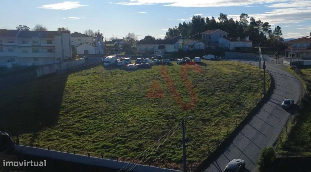 Terreno para Construção em Estorãos, Fafe – Excelente Localização com - Grande imagem: 2/5