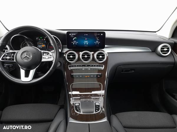 Mercedes-Benz GLC - 10