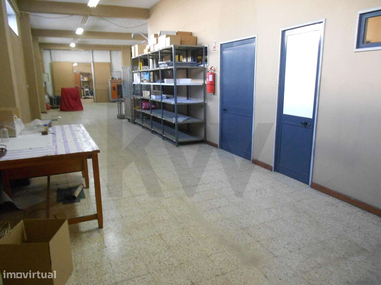 PARQUE  INDÚSTRIAL,  ESCRITÓRIOS e ARMAZÉNS em CONDOMINÍO FECHADO  Pri-22