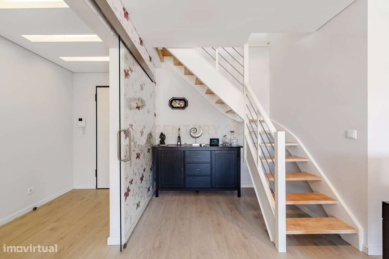 Excelente Apartamento T3+1 Duplex na Quinta da Fábrica, Vale de Milhaç-6