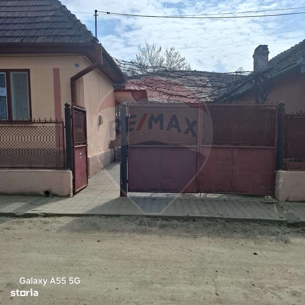 Casă cu 3 camere aproape de Medias in loc. Tarnava str. Dumbravii 58-1