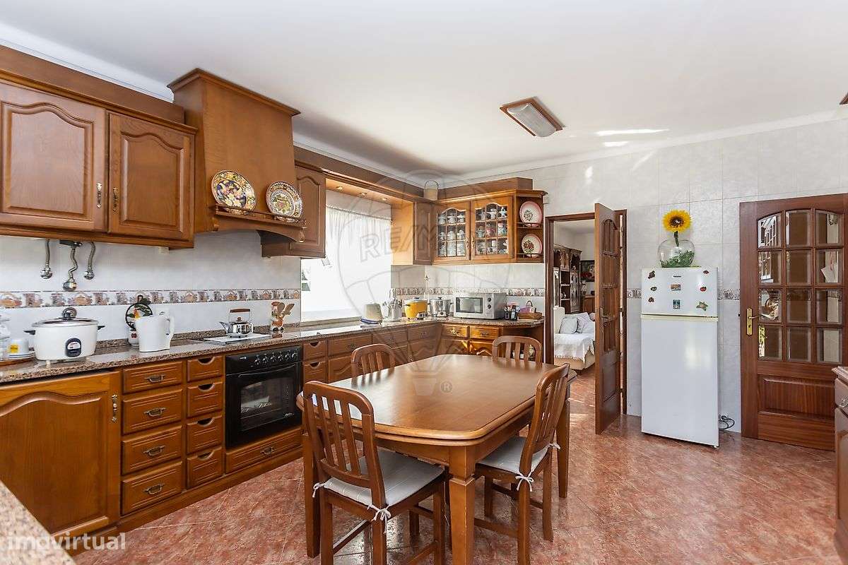 Moradia T4 para venda-31