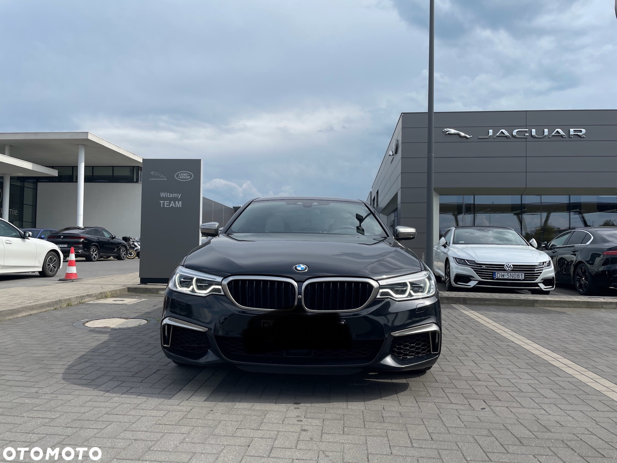 BMW Seria 5 M550i xDrive sport - 5