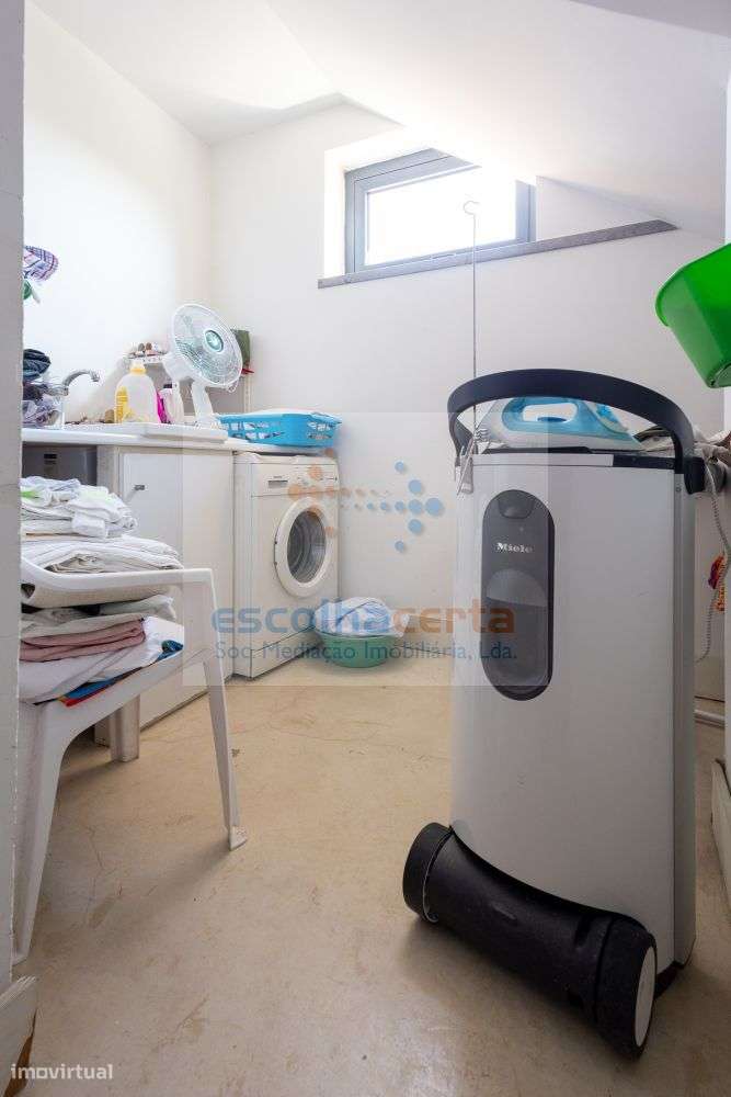 Moradia T5 com vista Serra-24