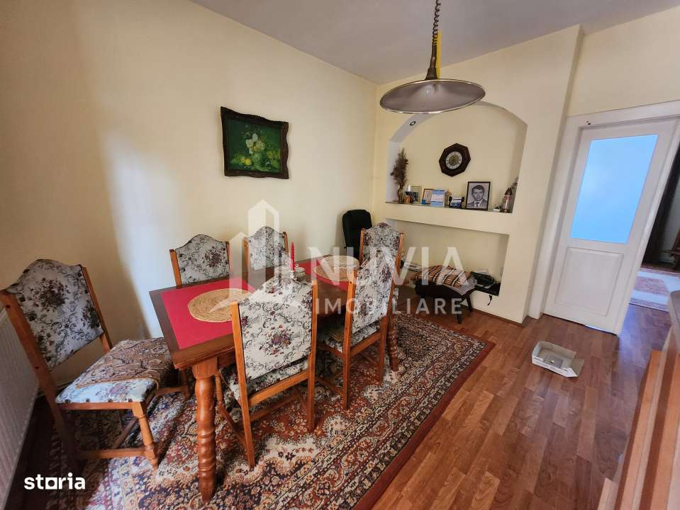 Casa individuala cu 3 camere,371 mp teren,Centru-1