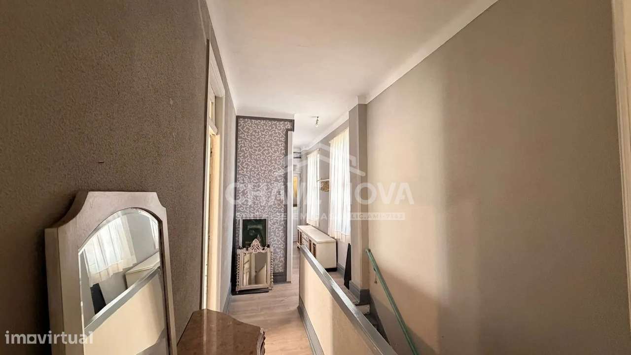 Andar moradia T4 | Vila Nova de Gaia - Grande imagem: 5/16