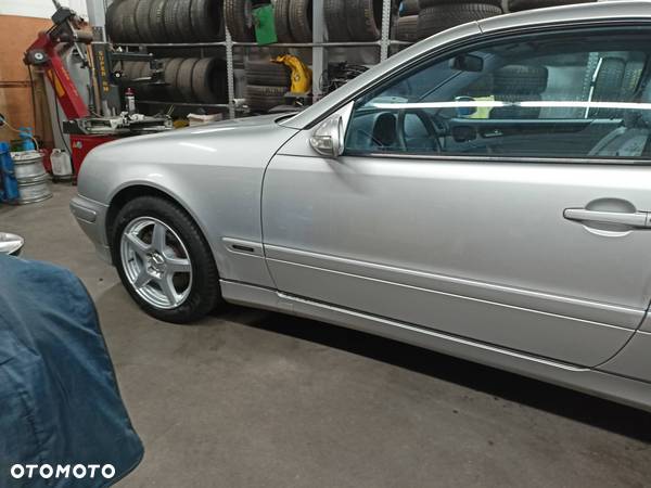 Mercedes-Benz CLK 200 Kompressor - 11