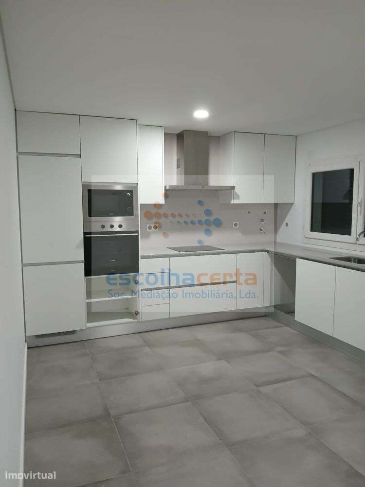 Moradia T3 em construção Fernão Ferro-14