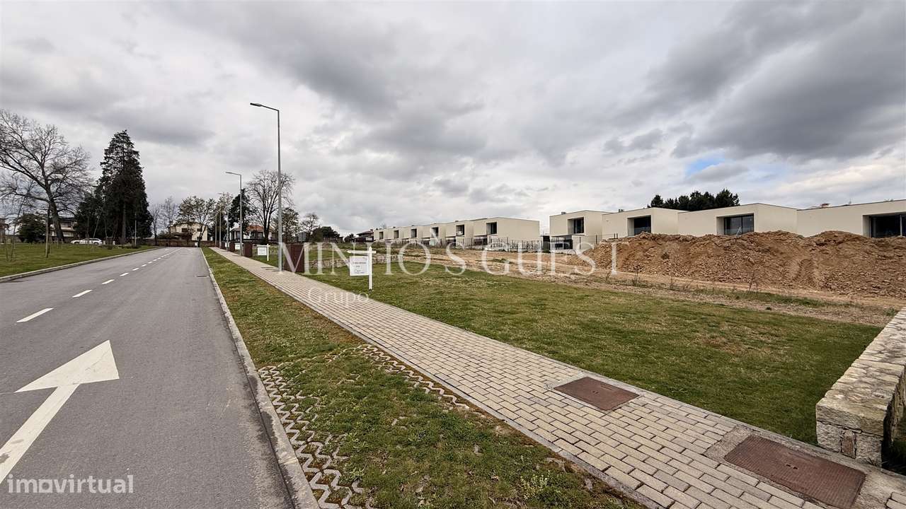 Lote de Terreno p/ Moradia Individual - Braga - Grande imagem: 4/12
