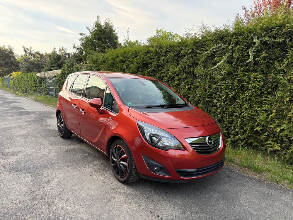 Opel Meriva II 1.4 Innovation 2011