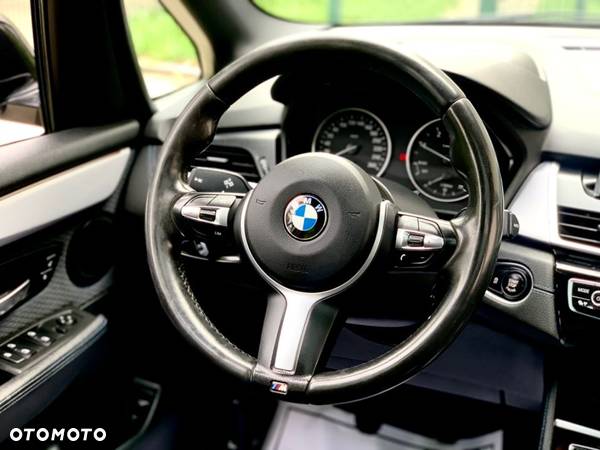 BMW Seria 2 216d M Sport - 32
