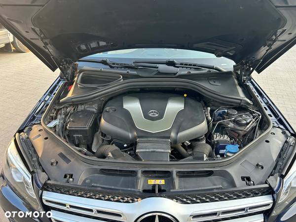 Mercedes-Benz GLS 350 d 4-Matic - 24