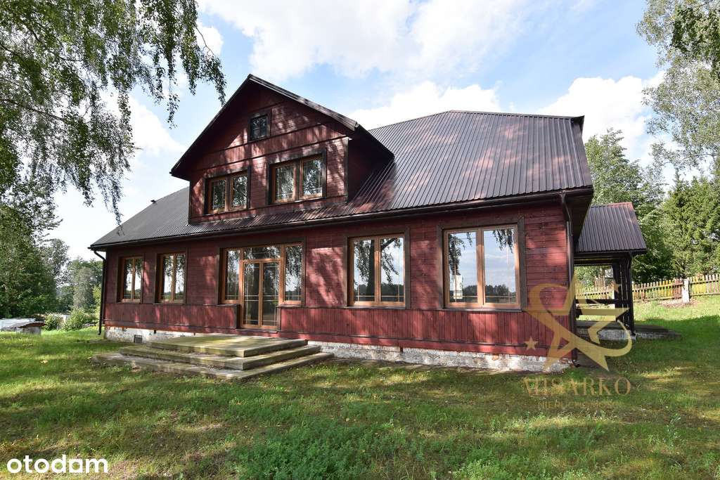 *Dawna szkoła - teraz pięknie odnowiona*-2