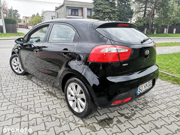 Kia Rio 1.2 Dream Team Edition - 5