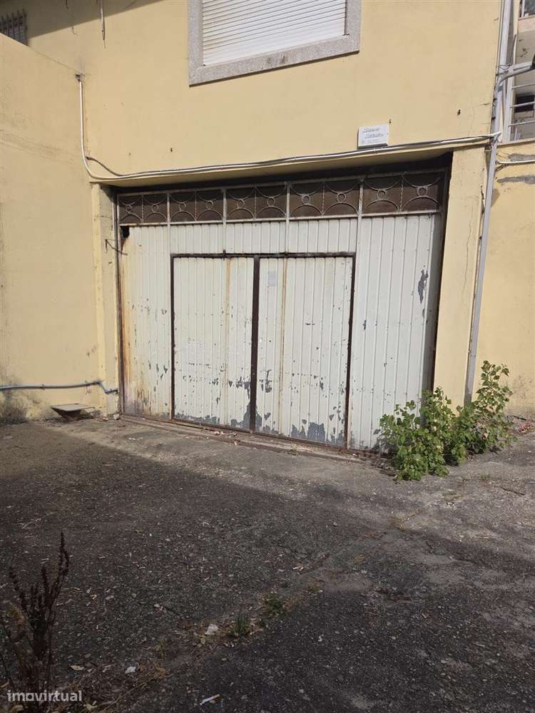 Armazém  Venda em Rio Mau,Penafiel-7